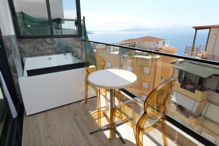 Luxury Seaview Studios with Private Jacuzzi & Sauna