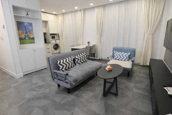 Spacious Central 2BR for 9 Guests in City centre