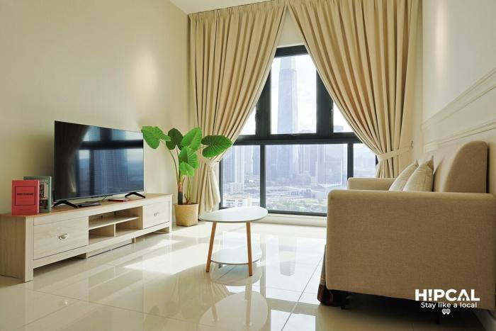 Skyline KL 2BR Stay Like a LOCAL LRT2min Pool