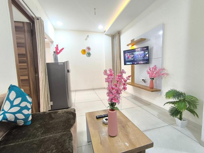Amans Corner Entire 1BHK Mahalaxmi Nagar
