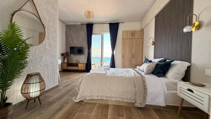 Beachfront Studio with Panoramic Sea View 2