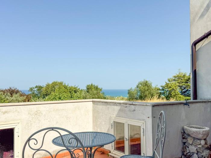 Villetta Bouganville - Vista mare in pieno centro