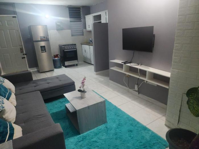 Golden Meadows Suites