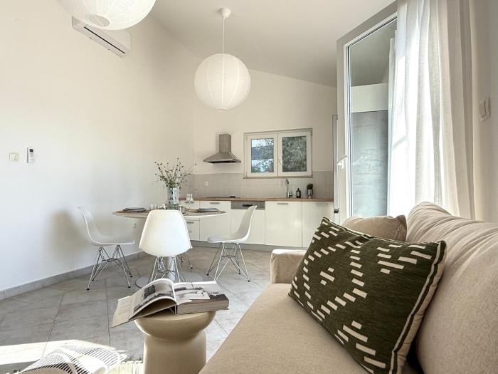 Villa Mateja, Beachfront House