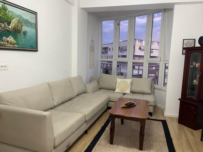 Sunny Cosy Flat in Tirana