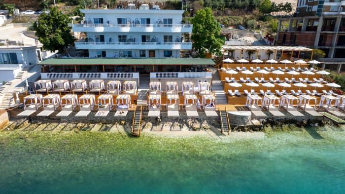 Villa Juna Beach