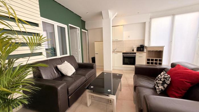Apartment with terrace