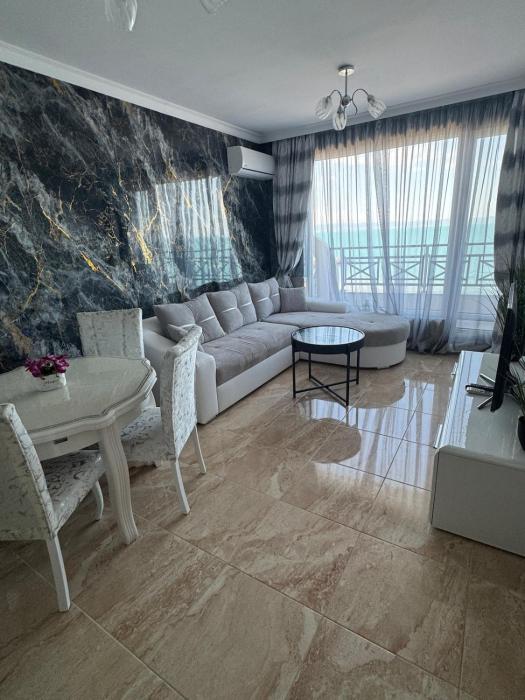 One Bedroom Golden Sea View Panorama