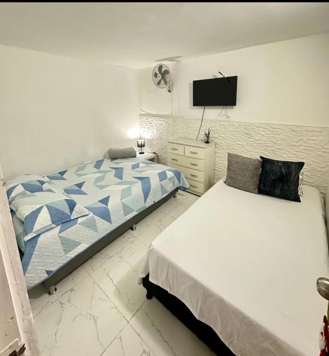 Hostal CAMPOAMOR