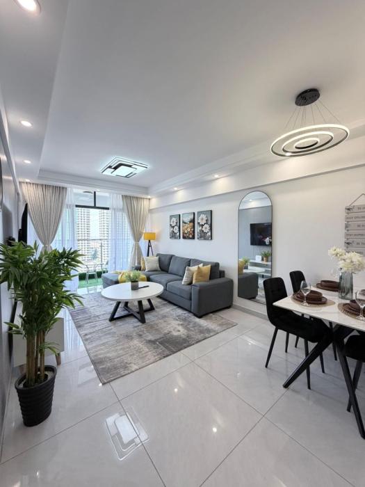 Chic Oasis with Westlands Skyline Views-GTC&Sarit