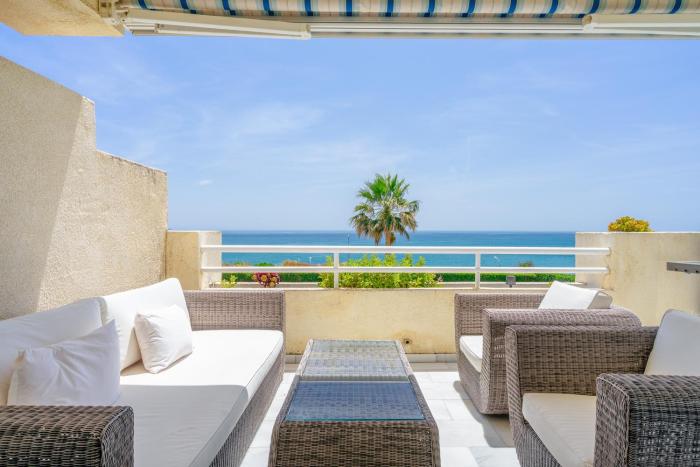 Panoramic Sea Views & Sunsets 3BR