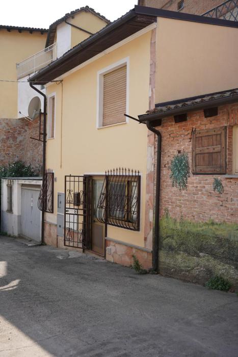 small house Monferrato