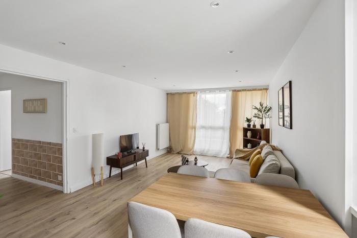 Superbe 75M2, Spacieux & Lumineux avec Parking privé