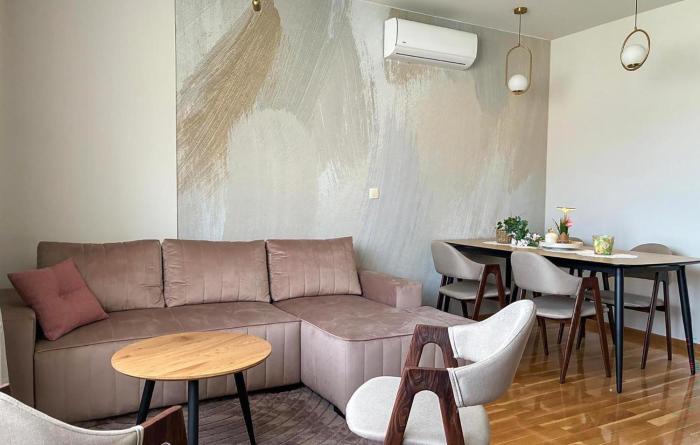Gorgeous Apartment In Krvavac Ii With Wifi