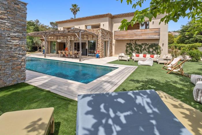 Villa 10 pers avec piscine, à deux pas de la mer