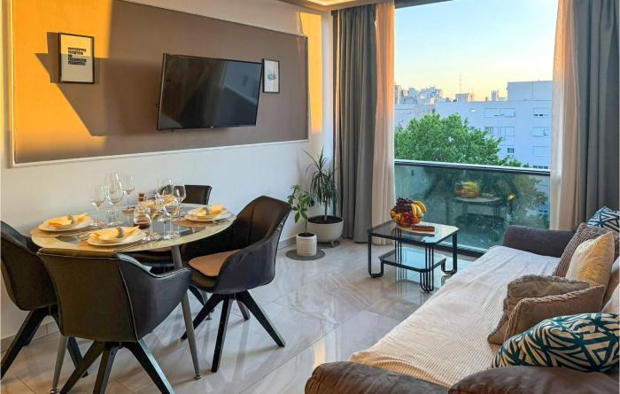 Gorgeous Apartment In Split With House A Panoramic View