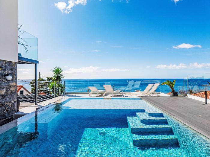 Holiday Home Lazaro Exklusive Villa von HRM by Interhome