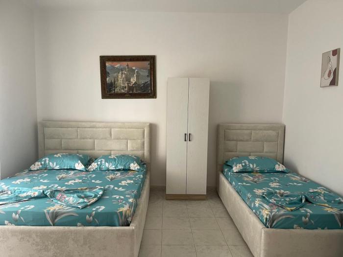 Aura room 102