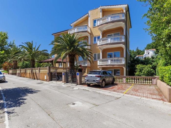 Apartment Villa Canaria 2 by Interhome