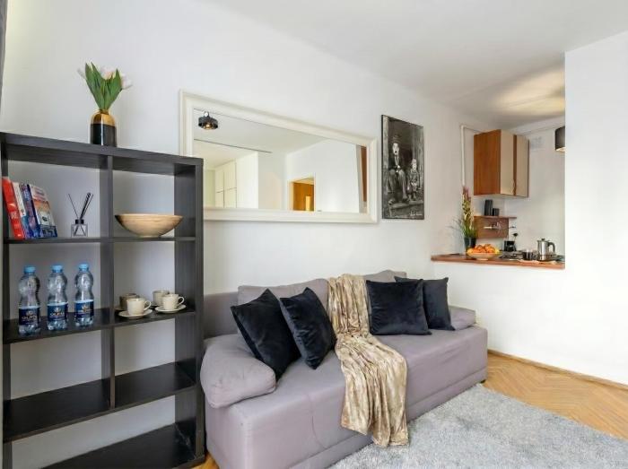 Golden Apartments- Great Location-City Center - Zelazna