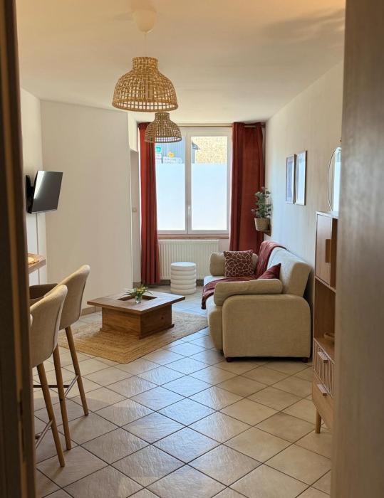Appartement cosy au bord du canal du Nivernais