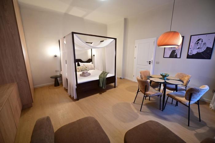 FLH - Casa Franceska