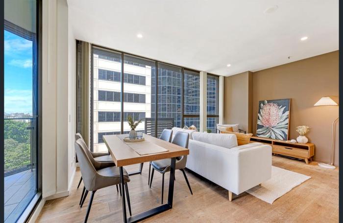 CBD Modern 2BR Walk to Hyde Park & QVB