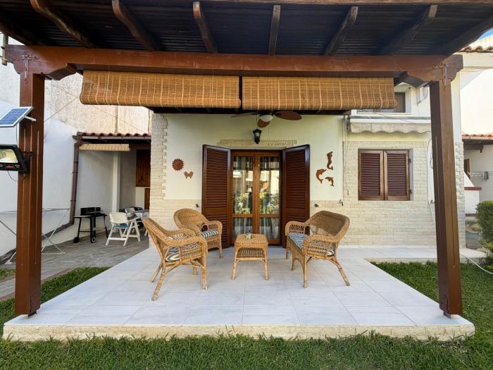 Nikiti Beachfront House