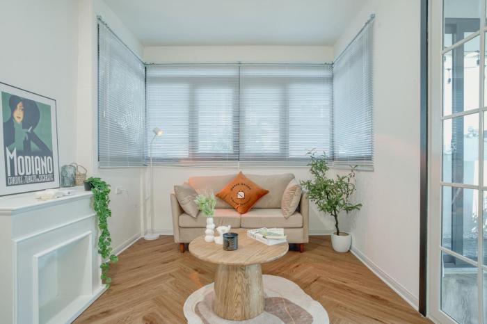 Le Bonheur Hotel - Apartment Near Train Street Hanoi
