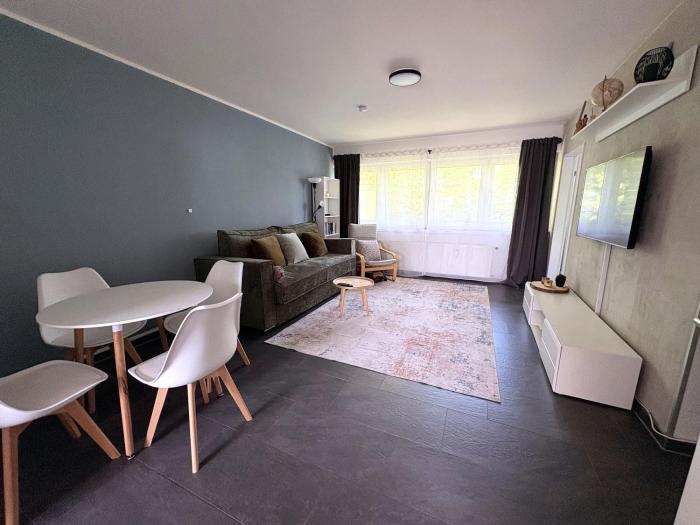 Apartment Opladen, 4 Gäste, Parkplatz, WLAN