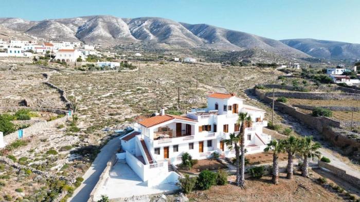 AVRA Apartments & Studios