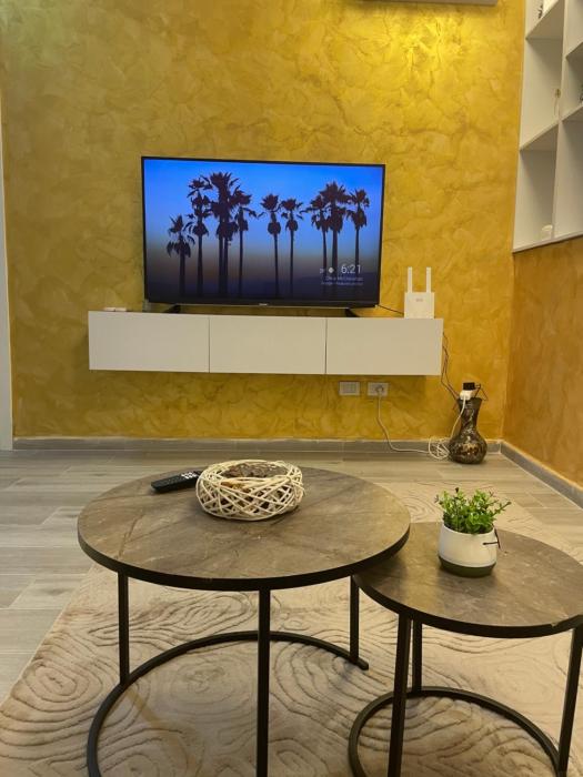 LUX Apartment 2 Durres 1 min walk to beach