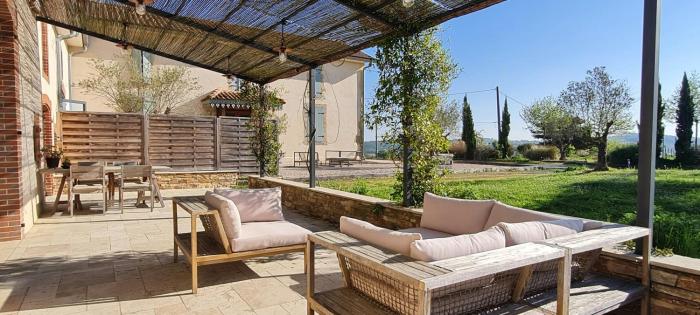 Wine Estate Loft Among Vineyards In Gers