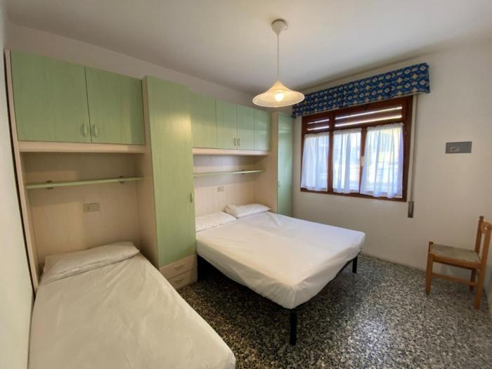 Ground floor apartment near beach