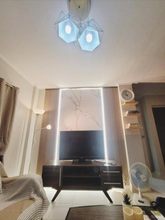 newtown near, 3 rooms, 2-story house, entire house, plain, fast internet, opposite LG Garden