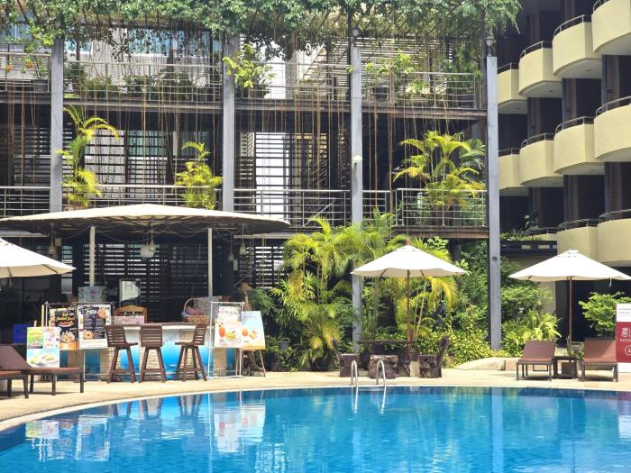 Baron Beach Hotel