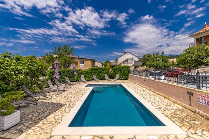 Pool Apartments Novi Vinodolski
