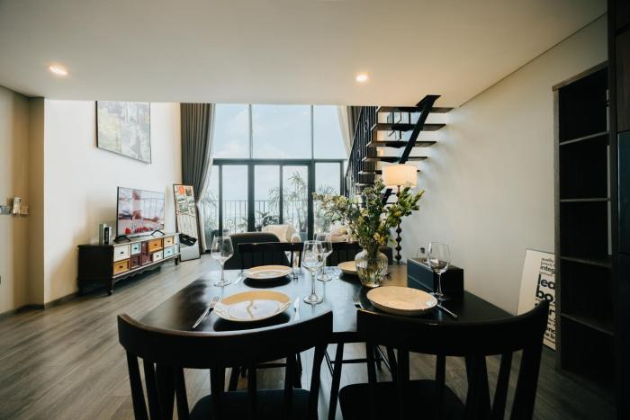 PentStudio Duplex Apartment