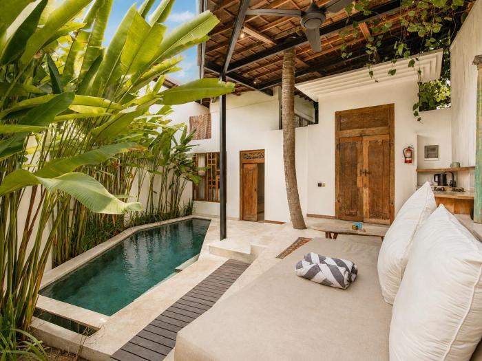 Beautiful 1-BR Villa with Pool, 800m Echo beach