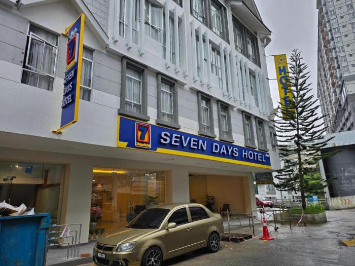 Seven Days Hotel @B3