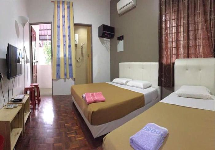 Motel Two U