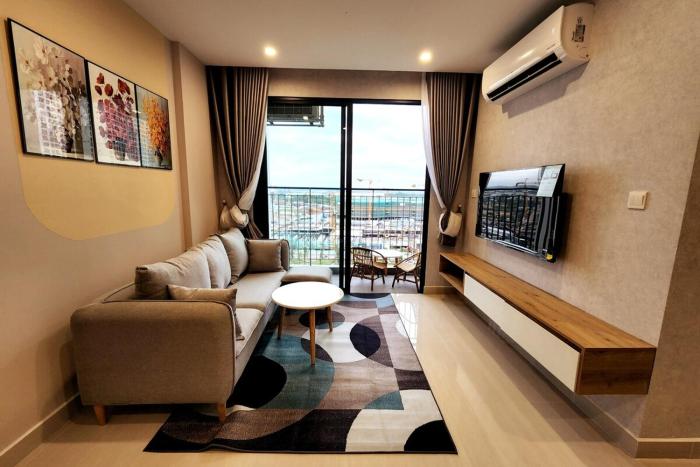 MIT Apartment - Vinhomes Grand Park
