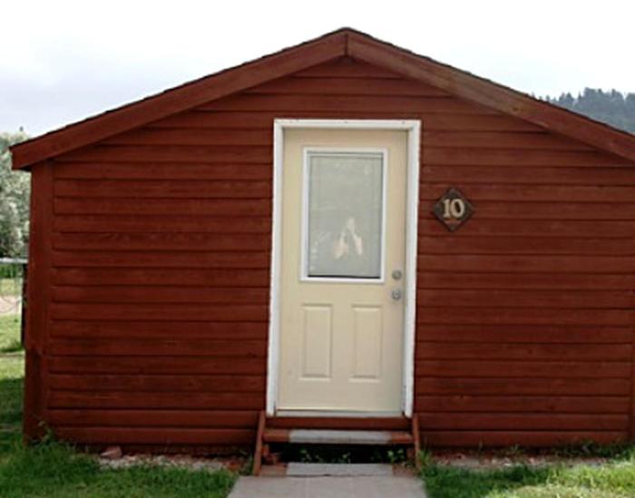 Luxury Black Hills Cabins & RV Resort with Full Bar & ATV Trail Access Near Sturgis, South Dakota