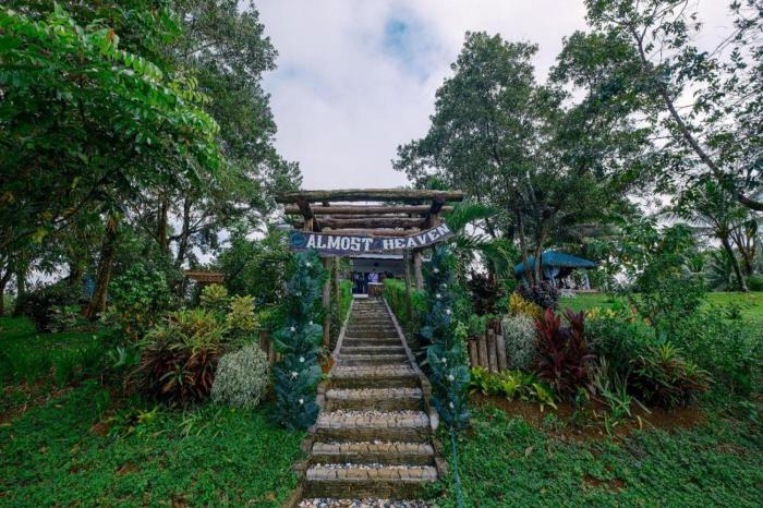 Almost Heaven Lake Resort by Cocotel