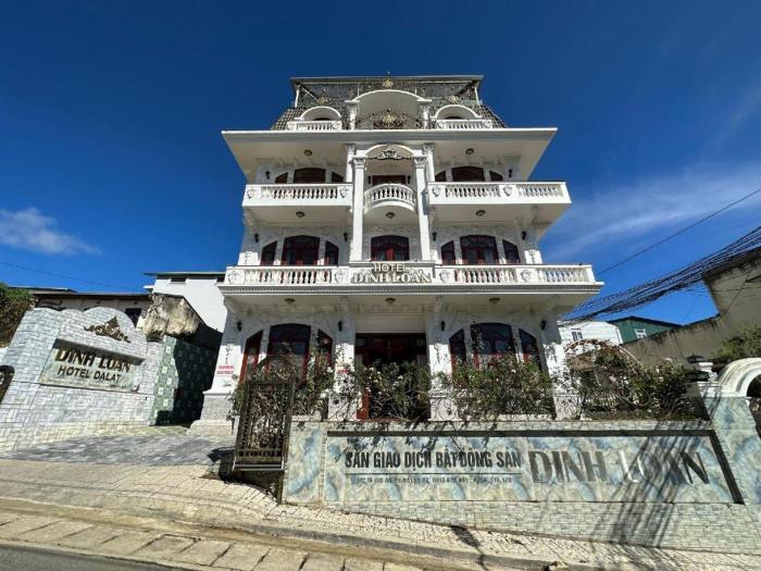 Capital O 1198 Dinh Loan Hote