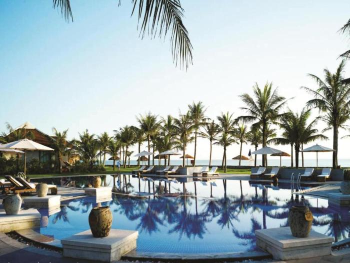 Lapochine Beach Resort (Formerly Ana Mandara Hue)