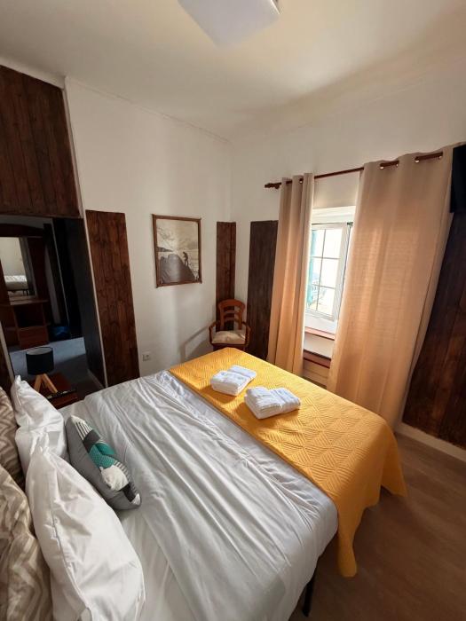 DMCais PDL Guesthouse