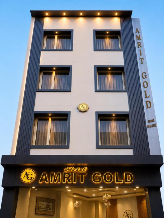 Hotel Amrit Gold - 3 Minute Walk from Golden Temple