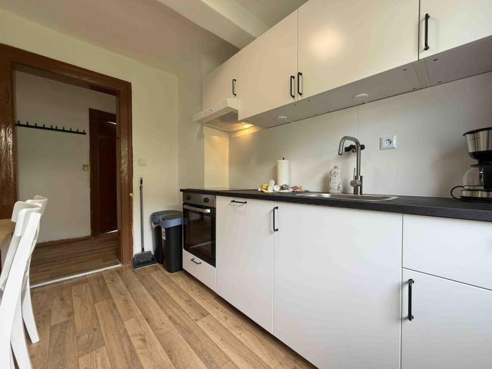 SAD193 geräumige Monteurwohnung