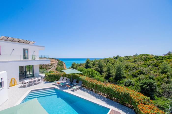 Villa Centeanes - Luxury villa